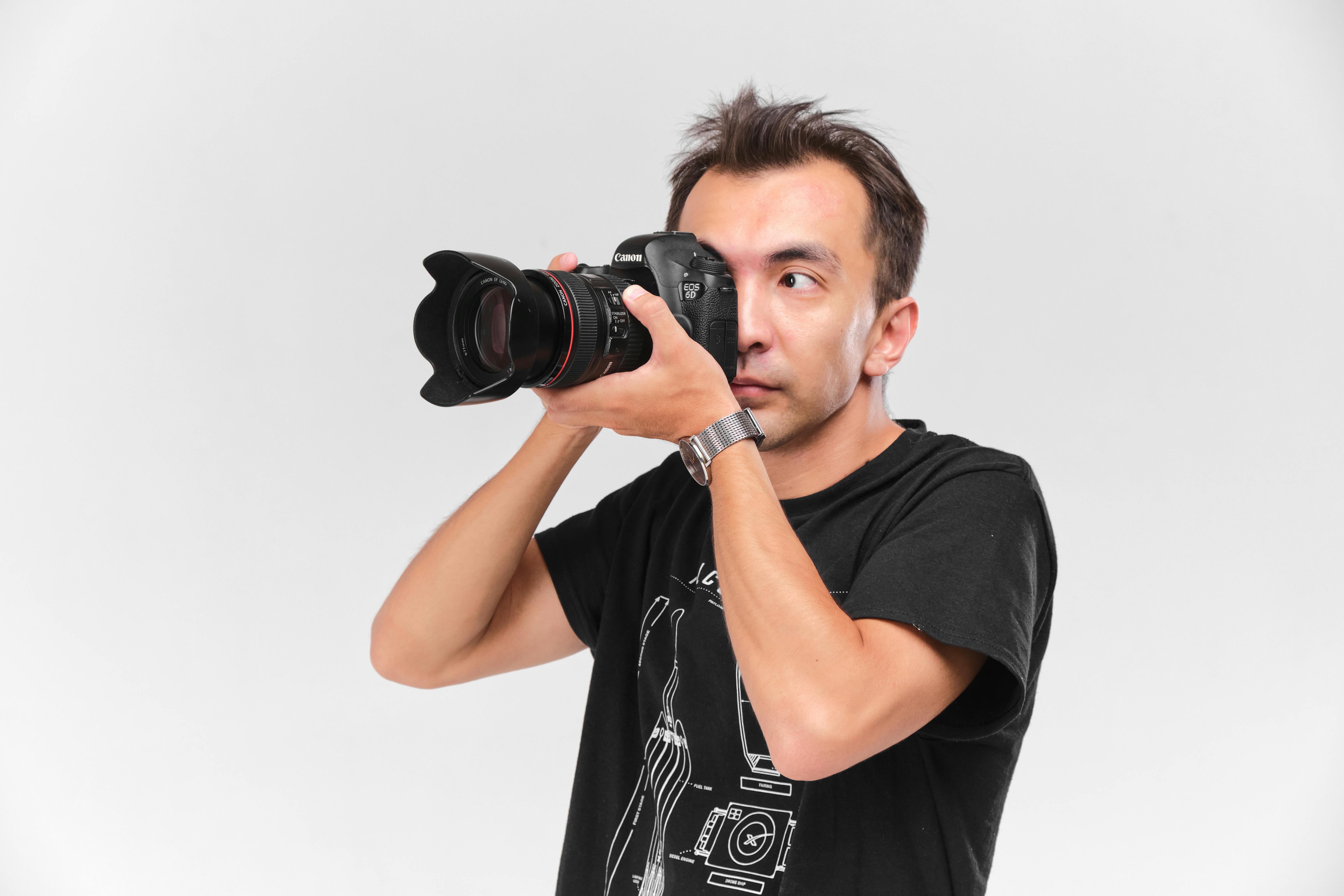 Vertical story photographer landing preview